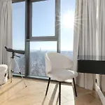 Appartement Stylish With Views And Parking In The Prestigious Hanza Tower With Swimming Pool By Renters Szczecin