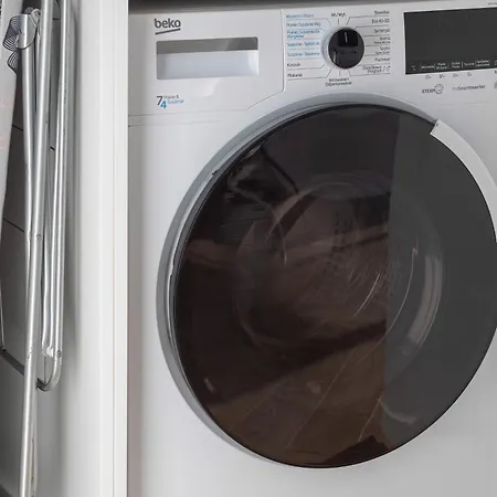 Stylish With Views And Parking In The Prestigious Hanza Tower With Swimming Pool By Renters 아파트 슈체친