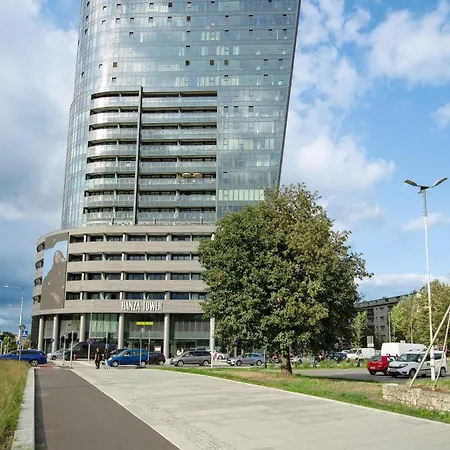 Apartment Stylish With Views And Parking In The Prestigious Hanza Tower With Swimming Pool By Renters Stettin